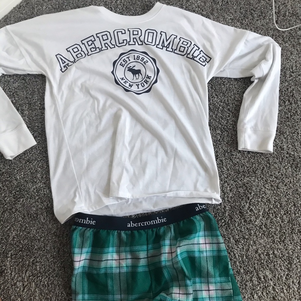 Abercrombie sleep set